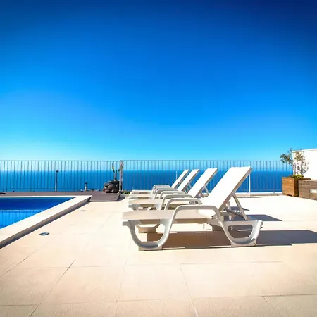 Privileged House With Fantastic Surroundings Villa