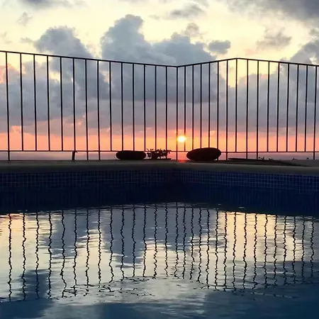 Privileged House With Fantastic Surroundings Canico (Madeira)
